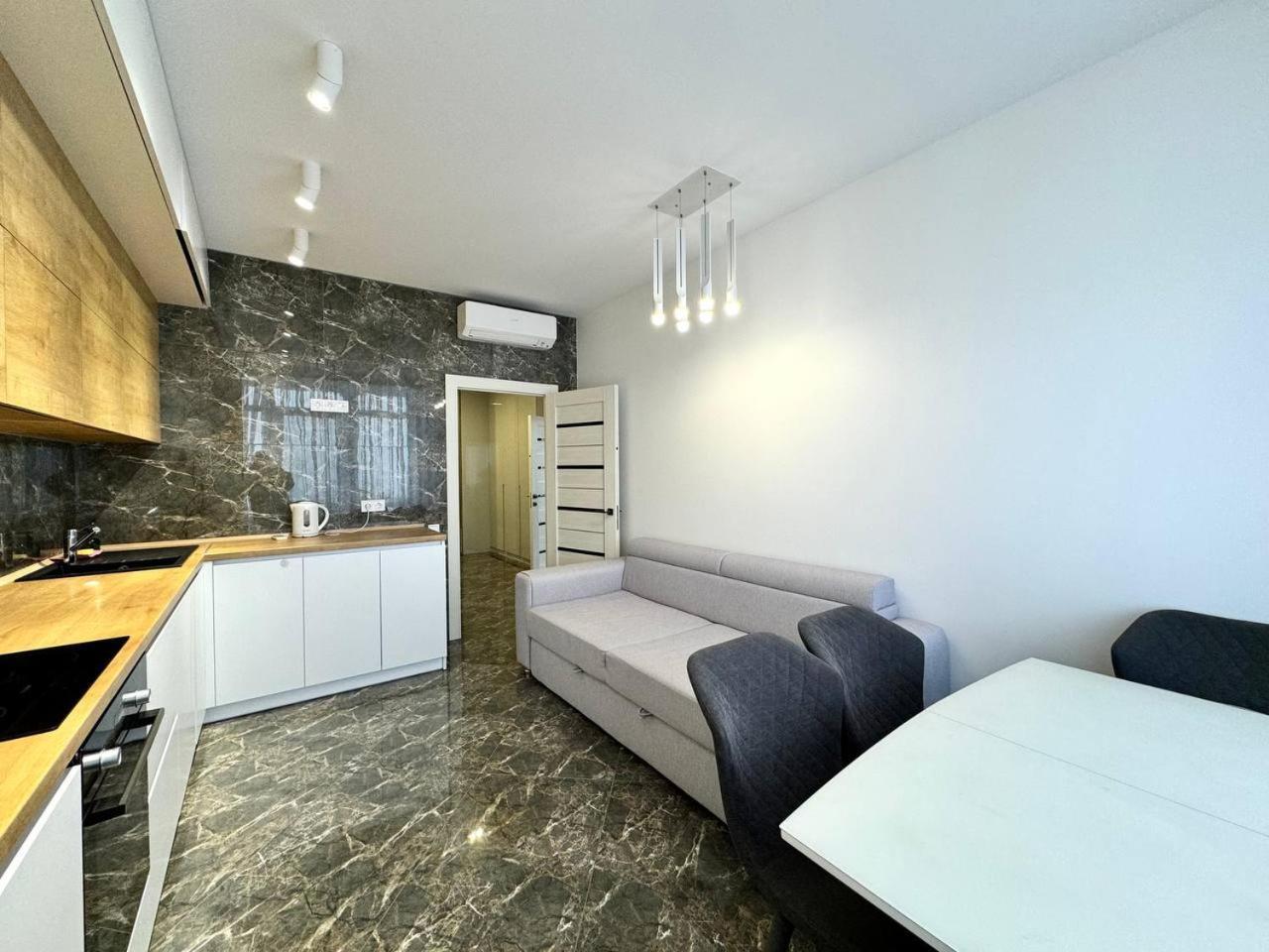 45 Pearl 2 Bedrooms Disign Apartment Odesa Exterior foto
